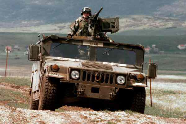 AM General Hummer M998