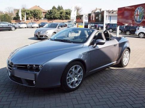 Alfa Romeo Spider JTD