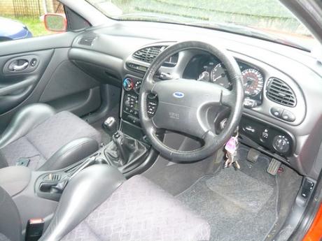 Ford Mondeo ST24 V6