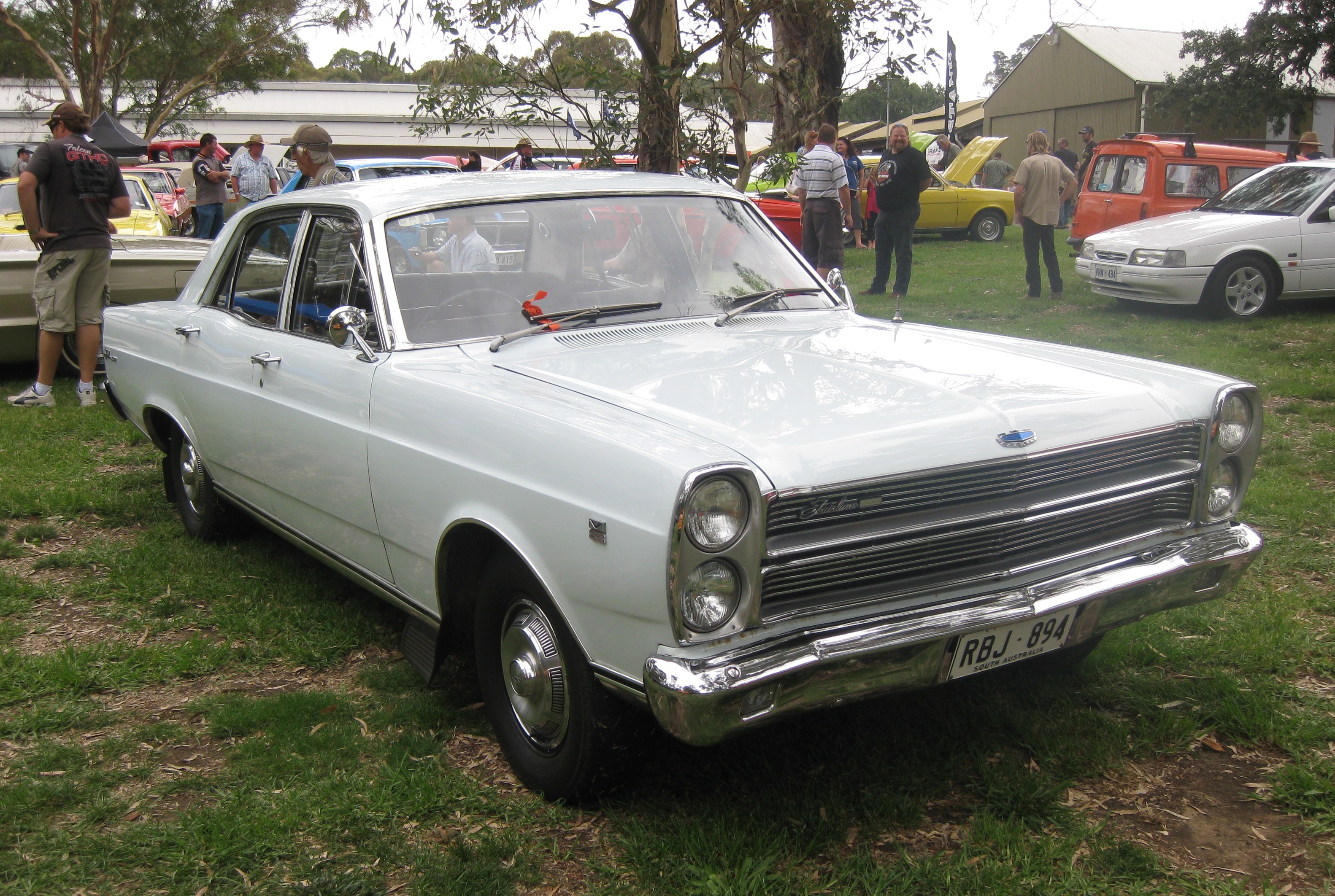 Ford Fairlane 500 Sedan