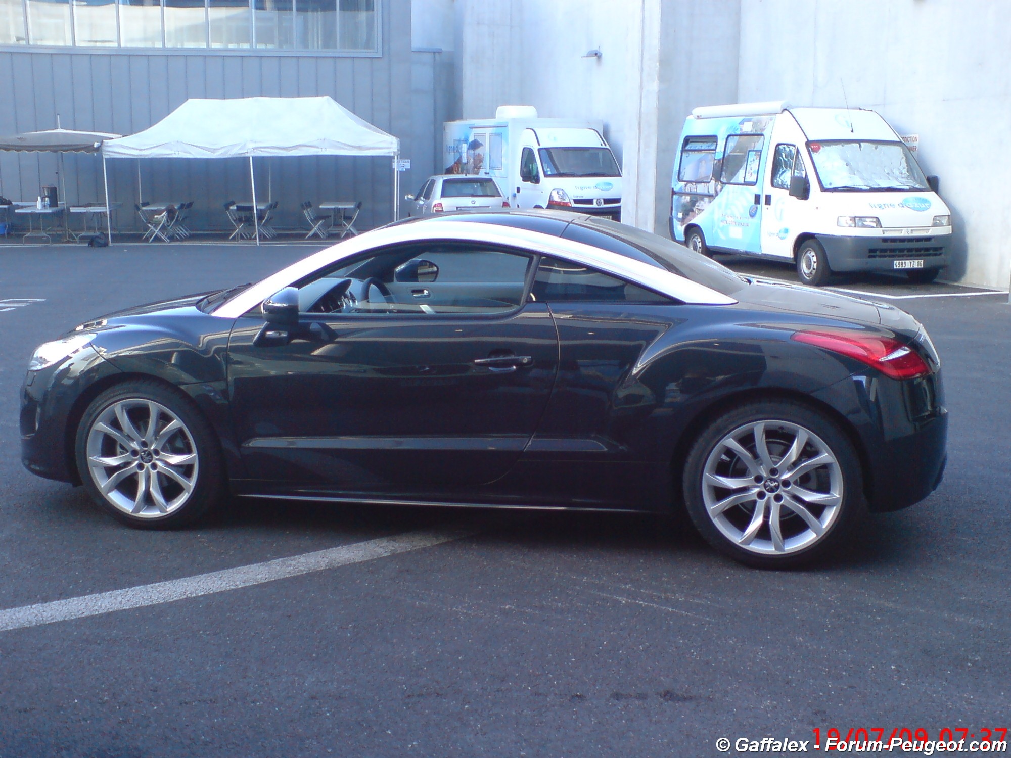 Peugeot RCZ