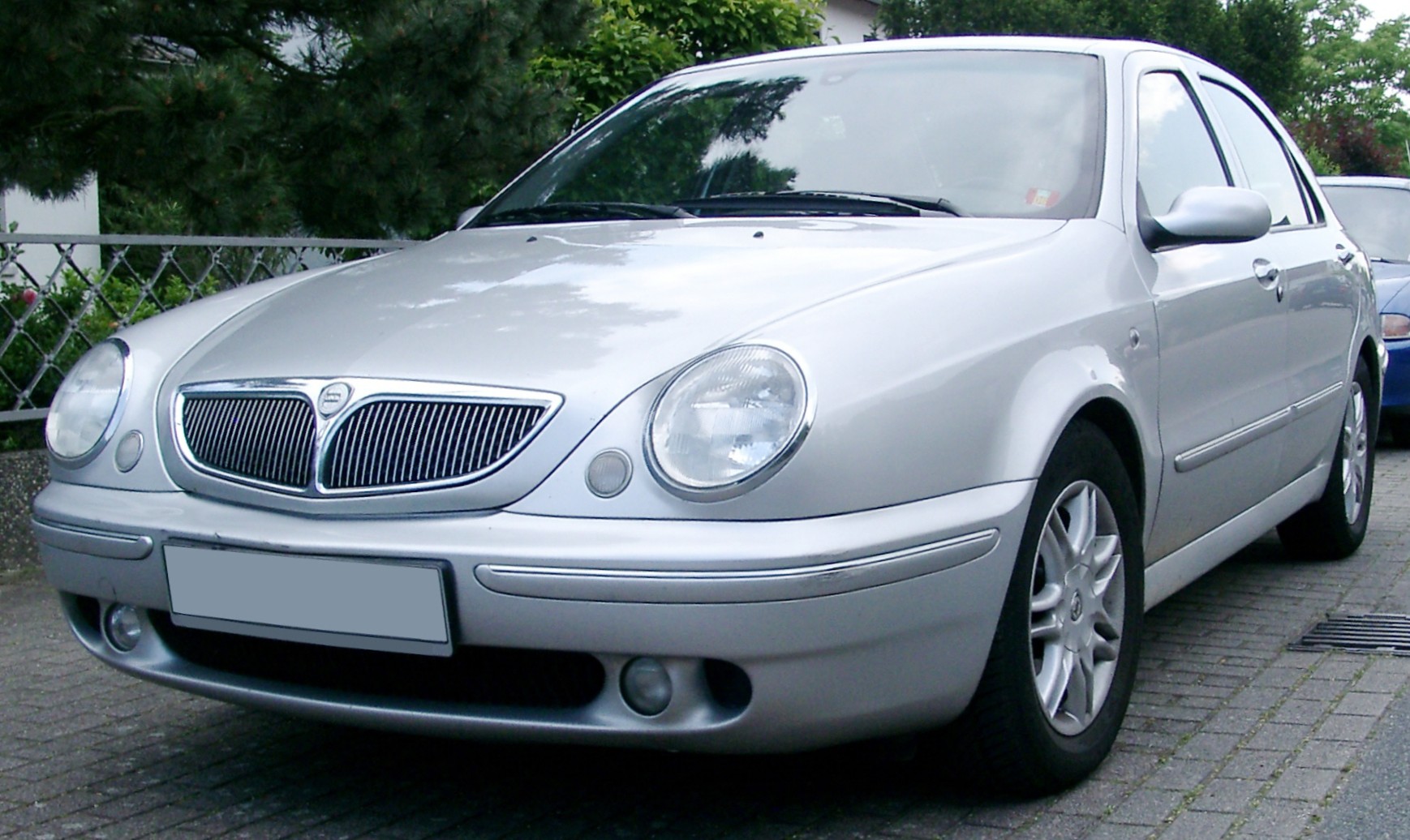 Lancia Lybra 18