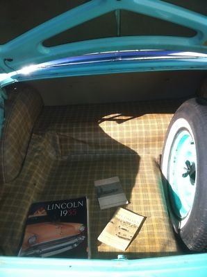 Lincoln Capri 4dr