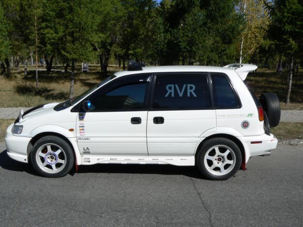 Mitsubishi RVR Sports Gear Z