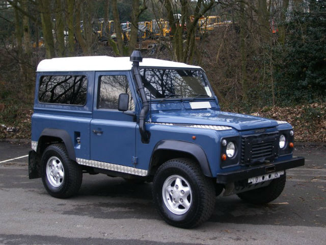 Land Rover Defender 25 Tdi