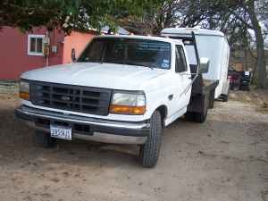 Ford F-350 flatbed