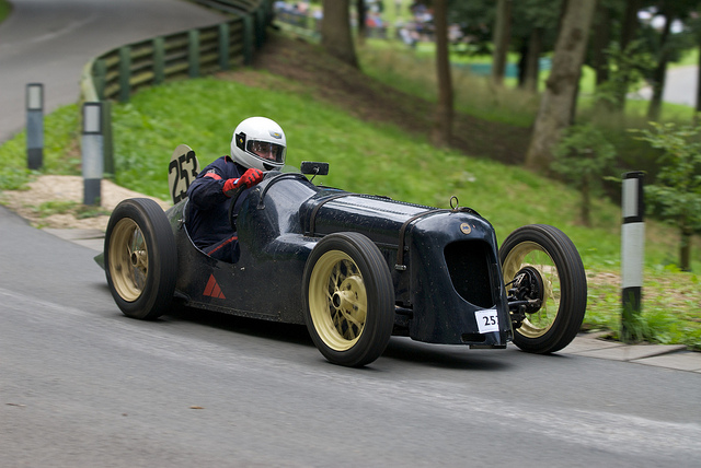 Austin 7 Blau Mouse Special