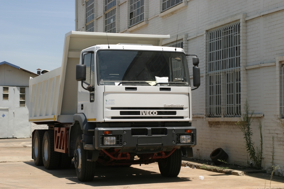 IVECO EuroTrakker 340E37