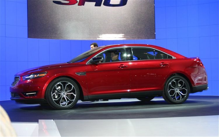 Ford Taurus SHO 30