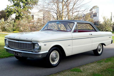 Ford Falcon XP Deluxe Coupe