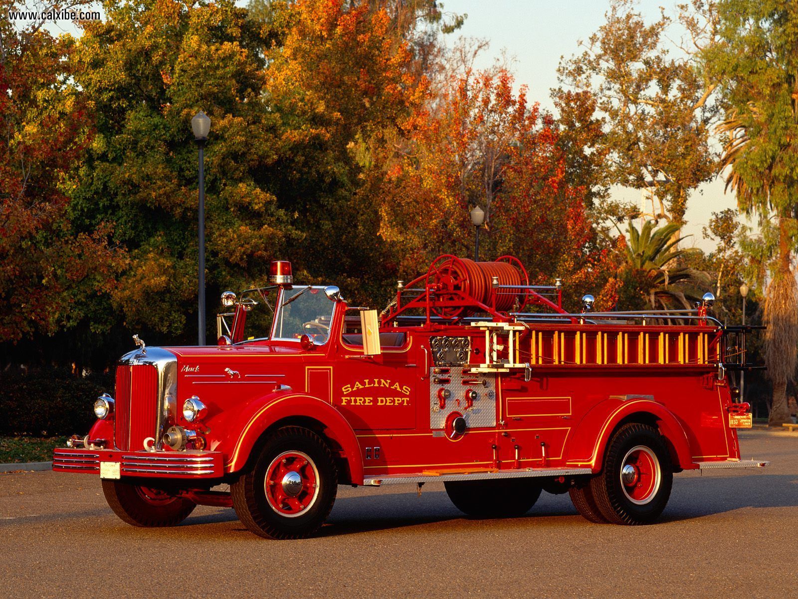 Mack Fire engine