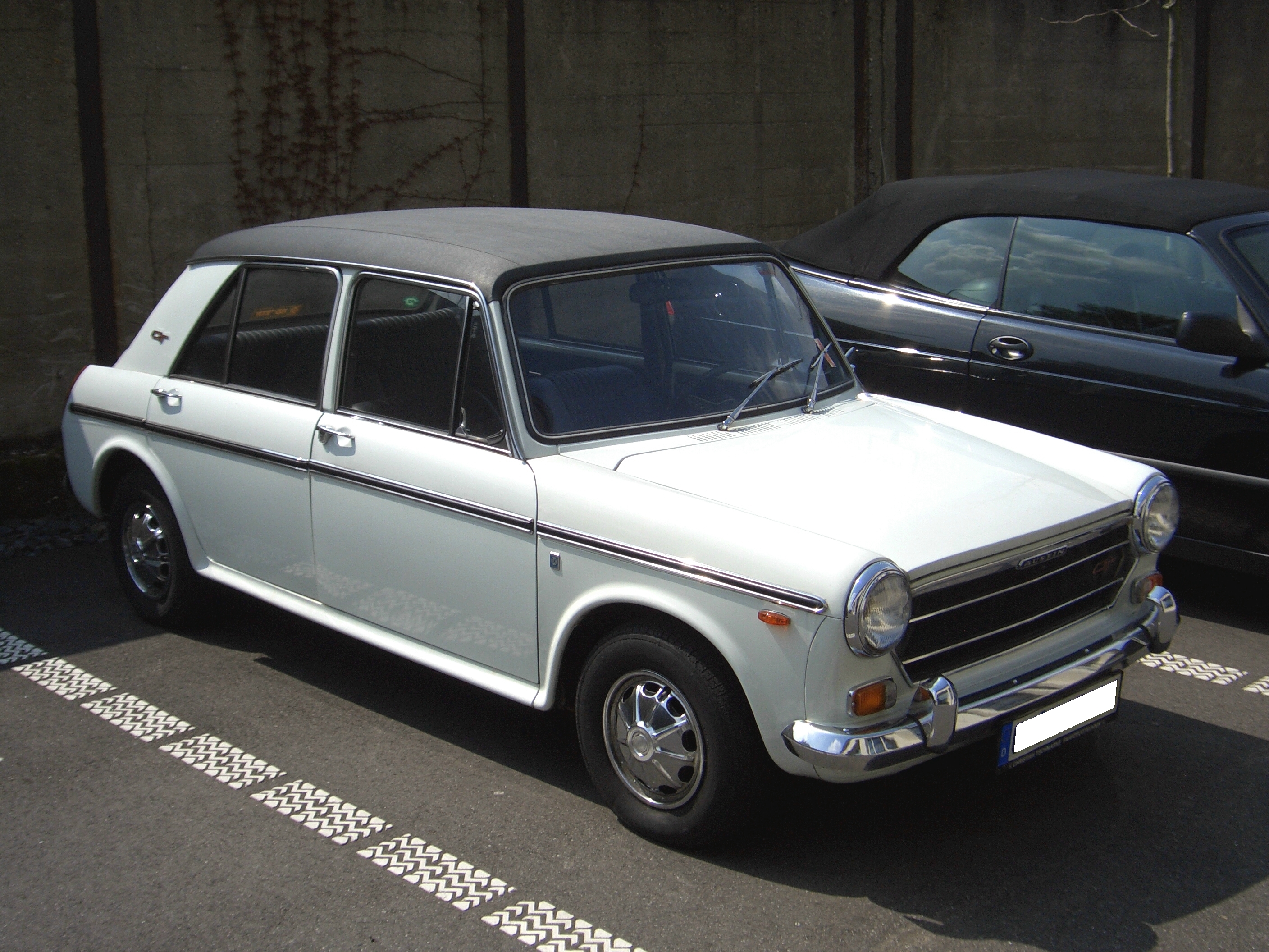 Austin 1300