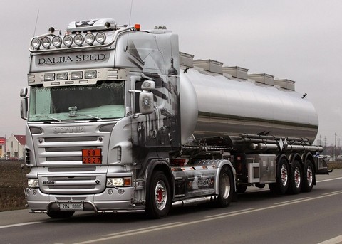 Scania R580 V8