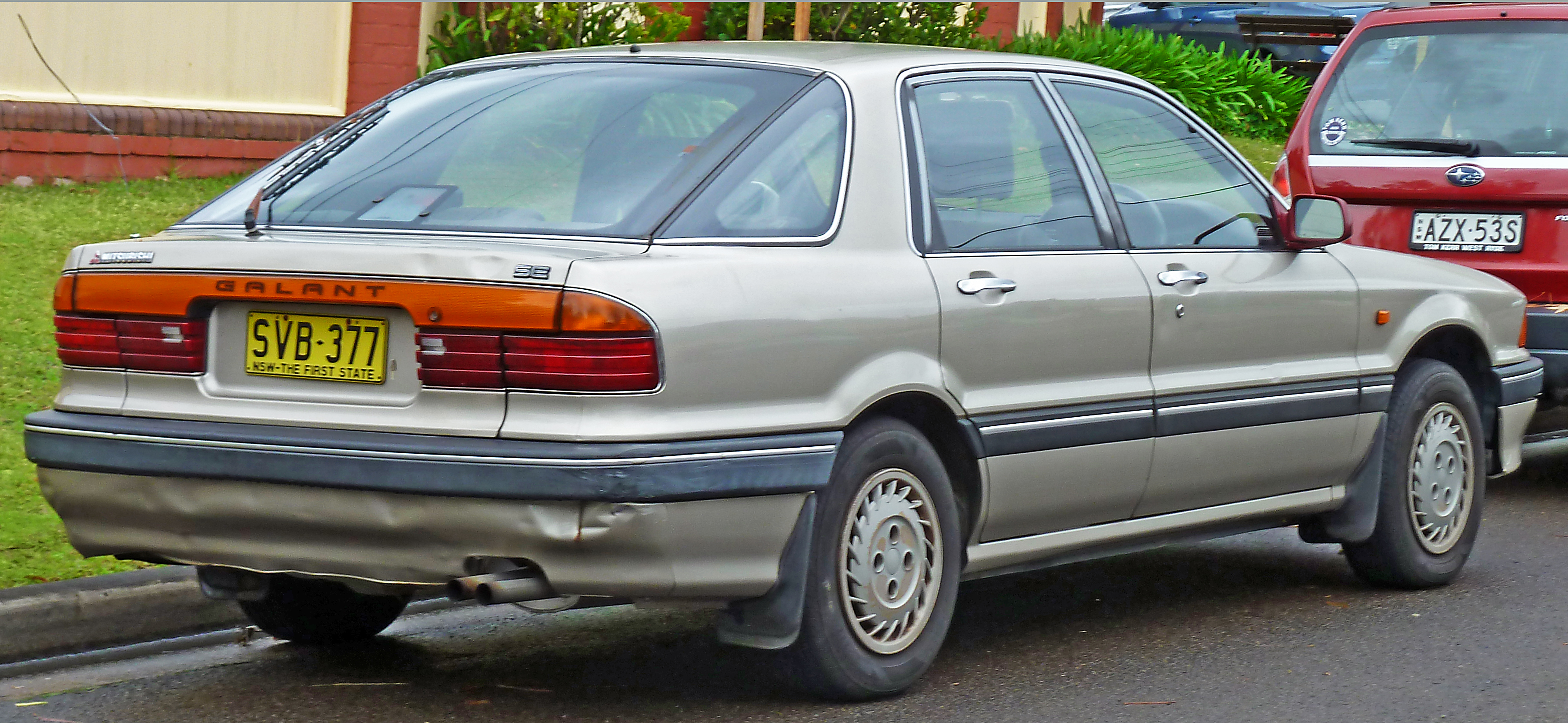 Mitsubishi Galant SE