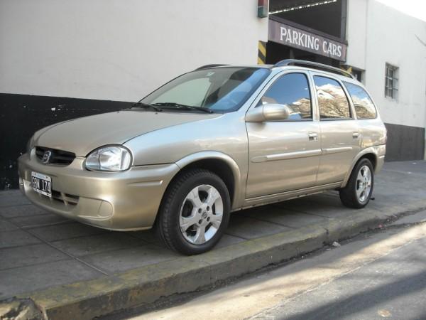 Chevrolet Corsa Wagon GLS 16