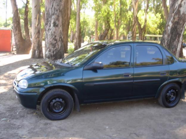 Chevrolet Corsa Classic 16 GL Extra Sedan