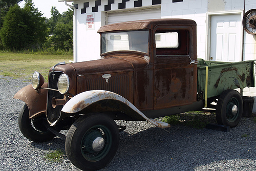 Ford V8 pickup