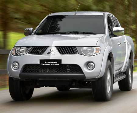 Mitsubishi L200 25 Katana CRS