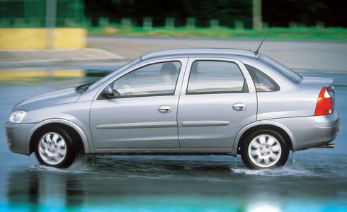 Chevrolet Corsa Sedan VHC