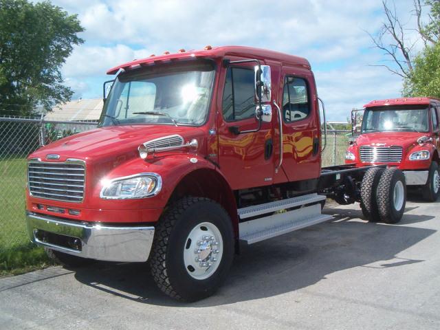 Freightliner M2 106SV