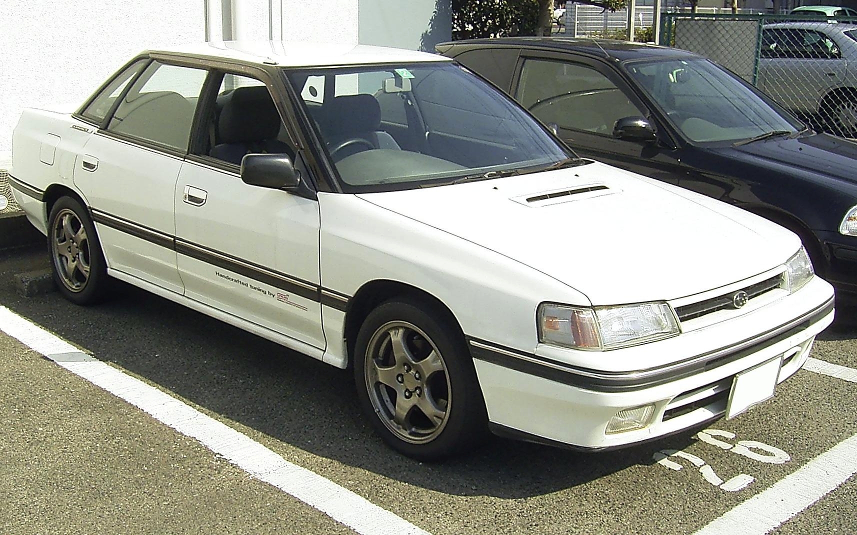 Subaru Legacy RS RA