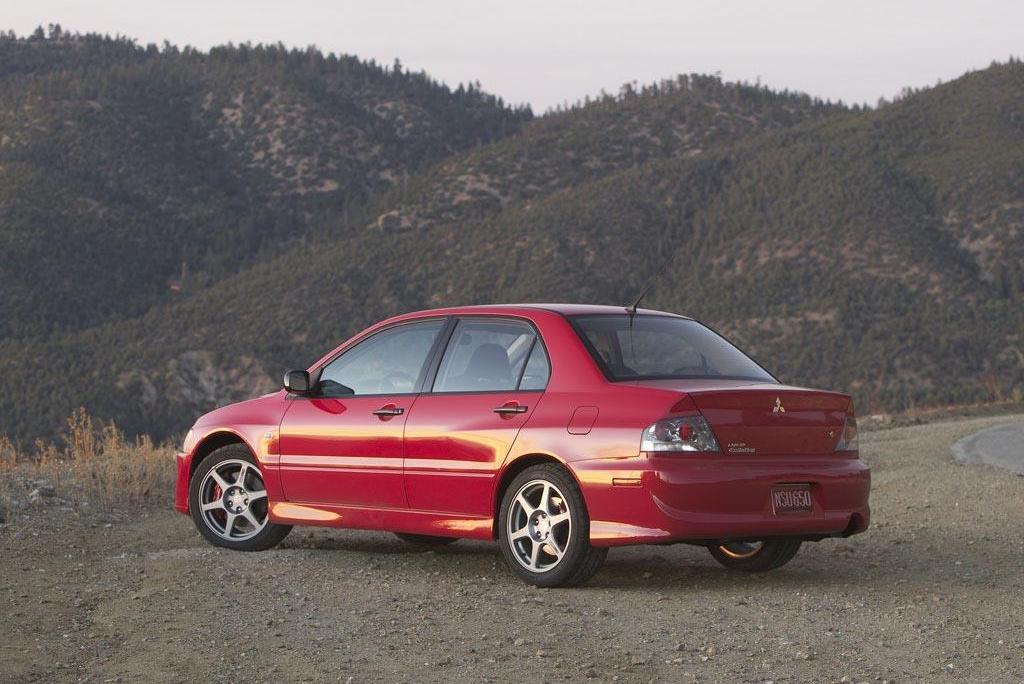 Mitsubishi Lancer RS 15