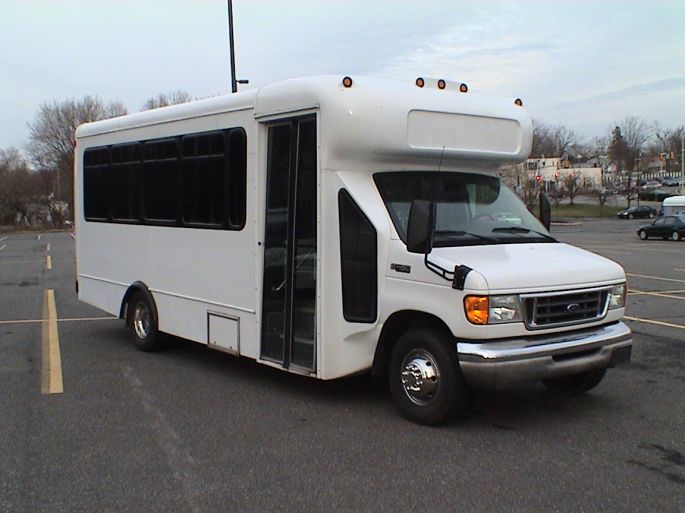 Ford E450