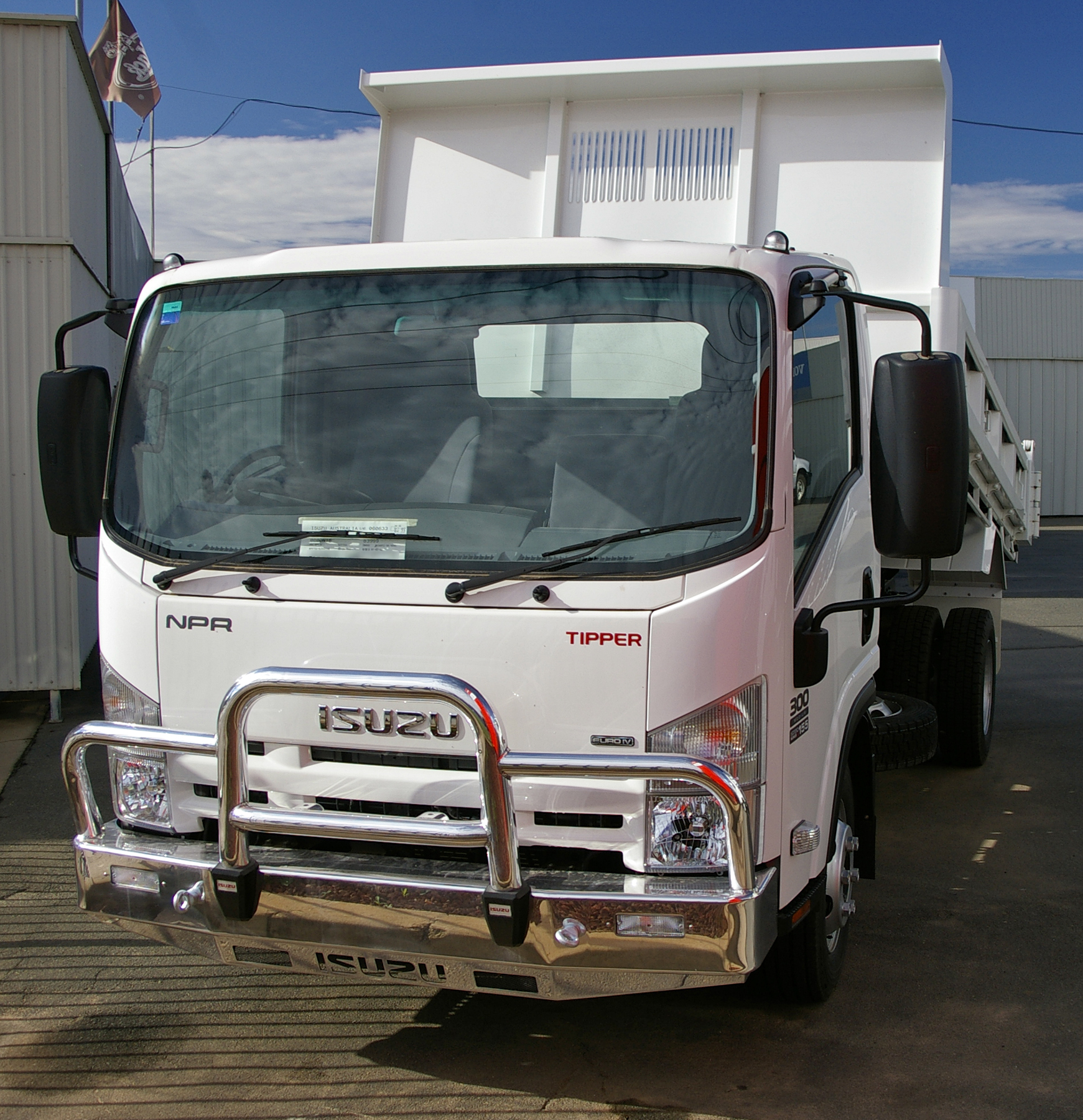 Isuzu NPR