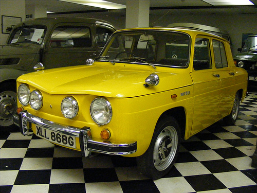 Renault 8S