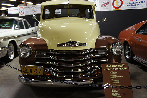 Chevrolet 3100 12ton pickup