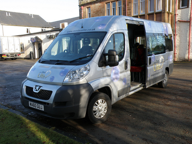 Peugeot Boxer Minibus