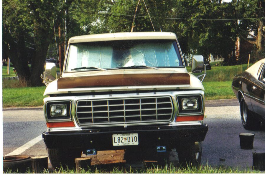 Ford F-350 Camper Special