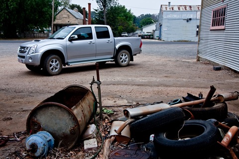 Isuzu D-Max LS 4WD 30TD