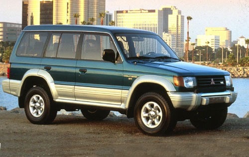 Mitsubishi Montero SR V6