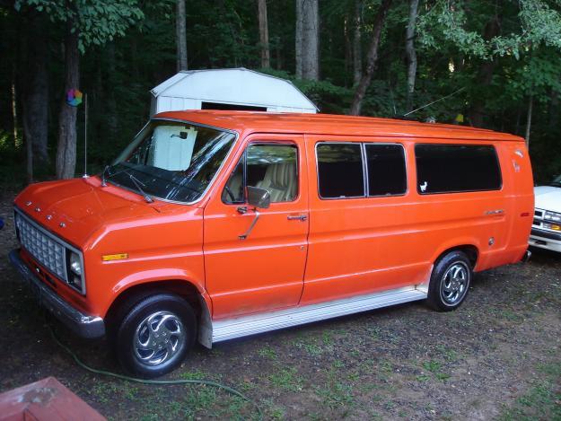 Ford Econoline SuperWagon