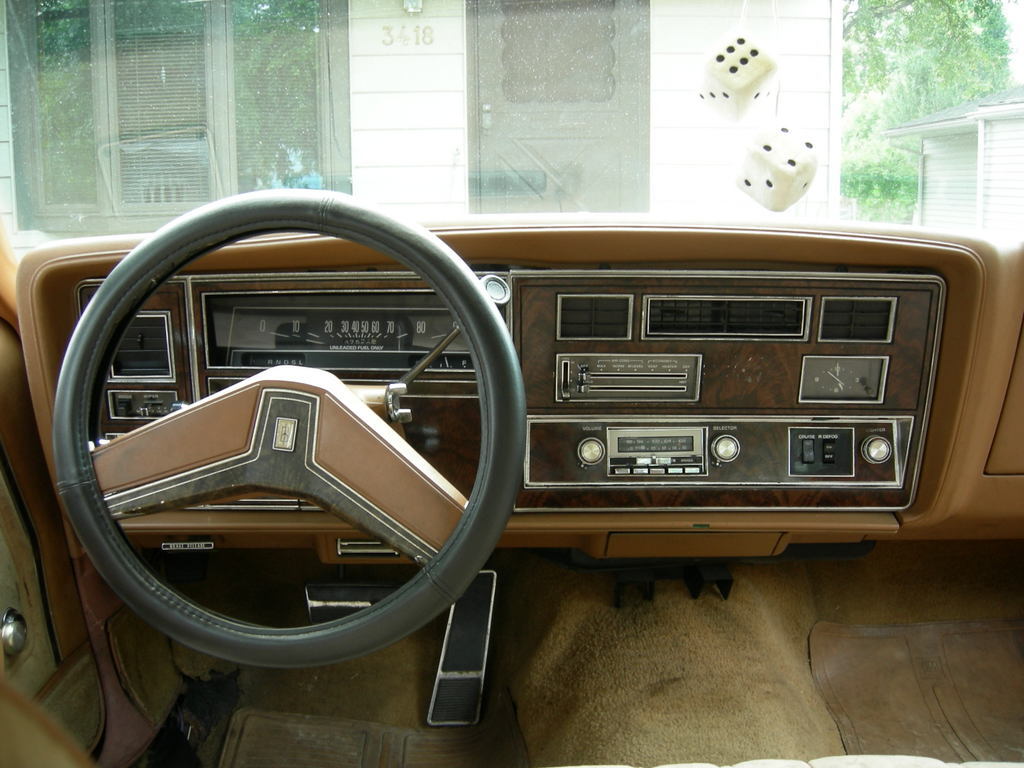 Oldsmobile Delta 88 Royale