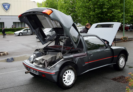 Peugeot 205 T16