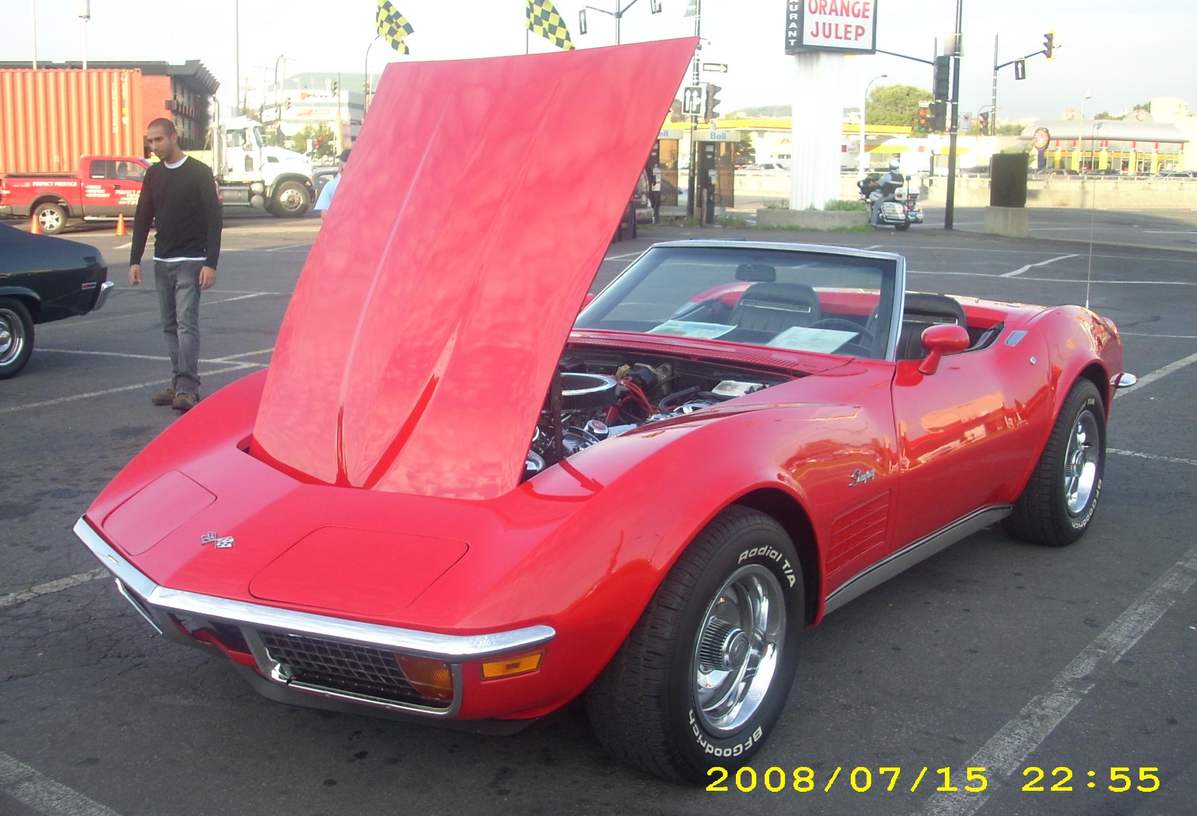 Chevrolet Corvette Stingray convertible