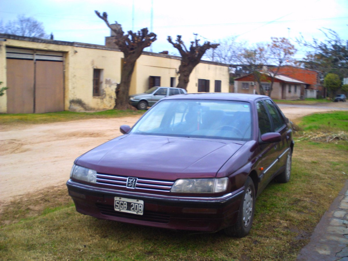 Peugeot 605 20