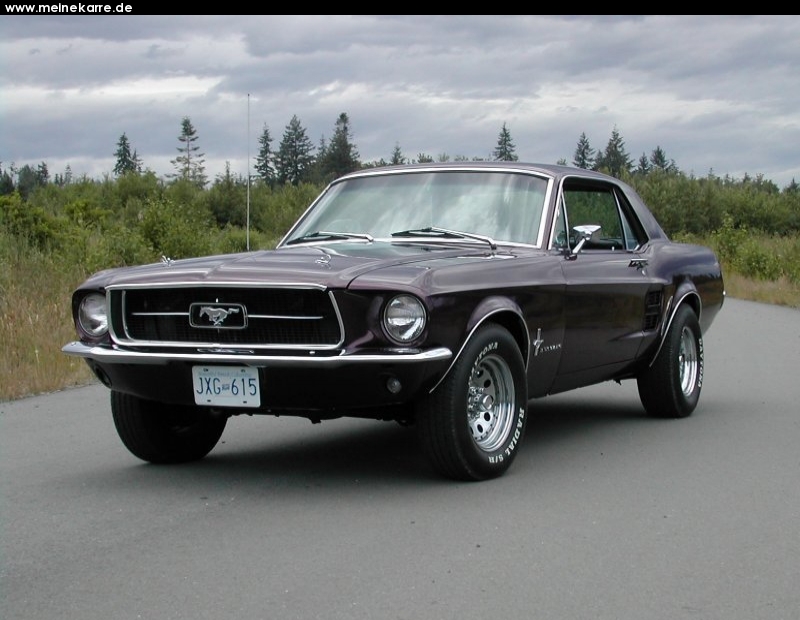 Ford Mustang Coupe