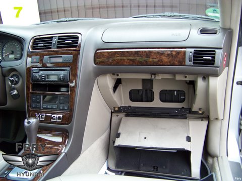 Hyundai XG 30