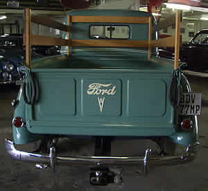 Ford V8 pickup