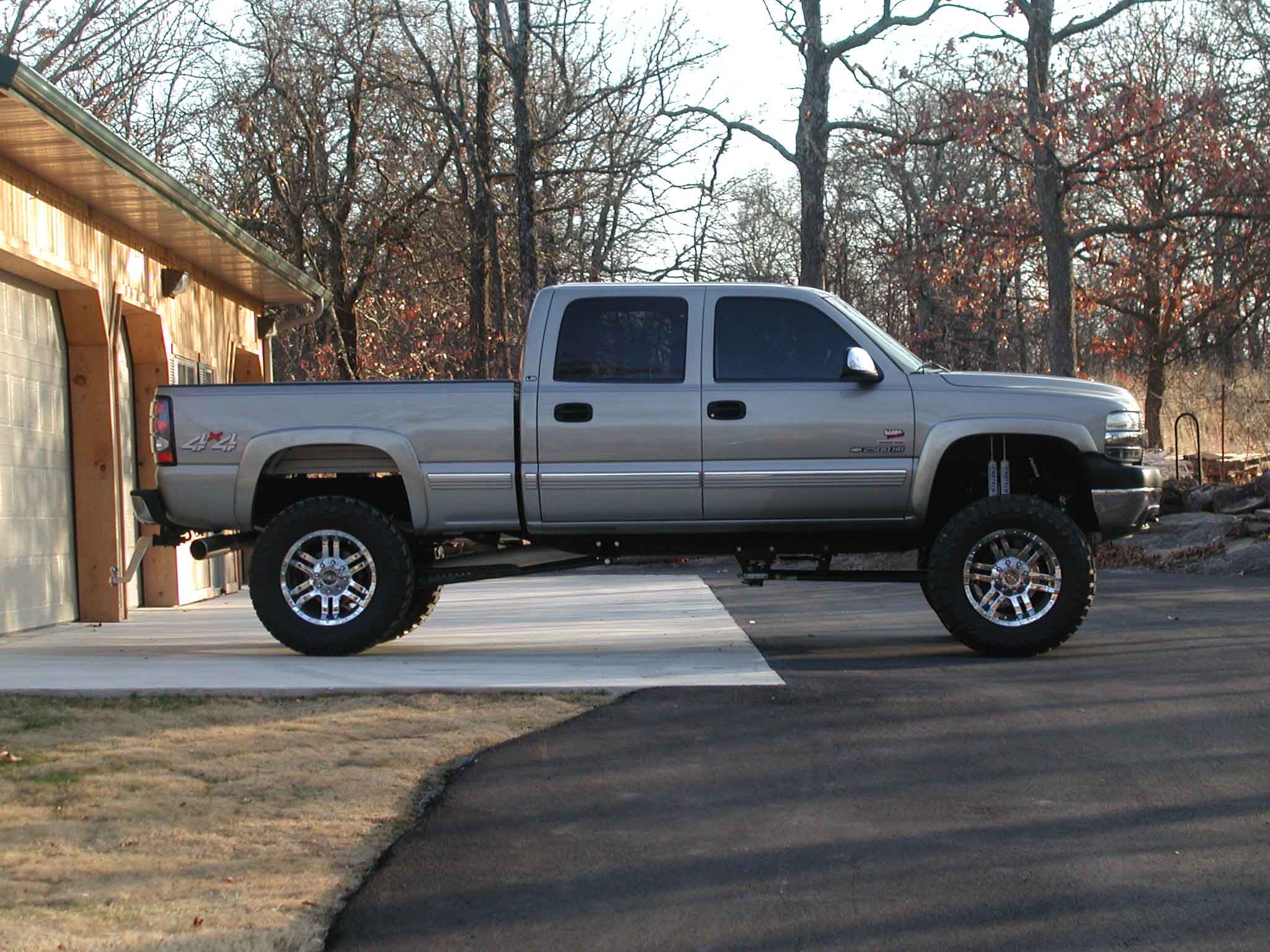 Chevrolet Silverado 2500HD LS