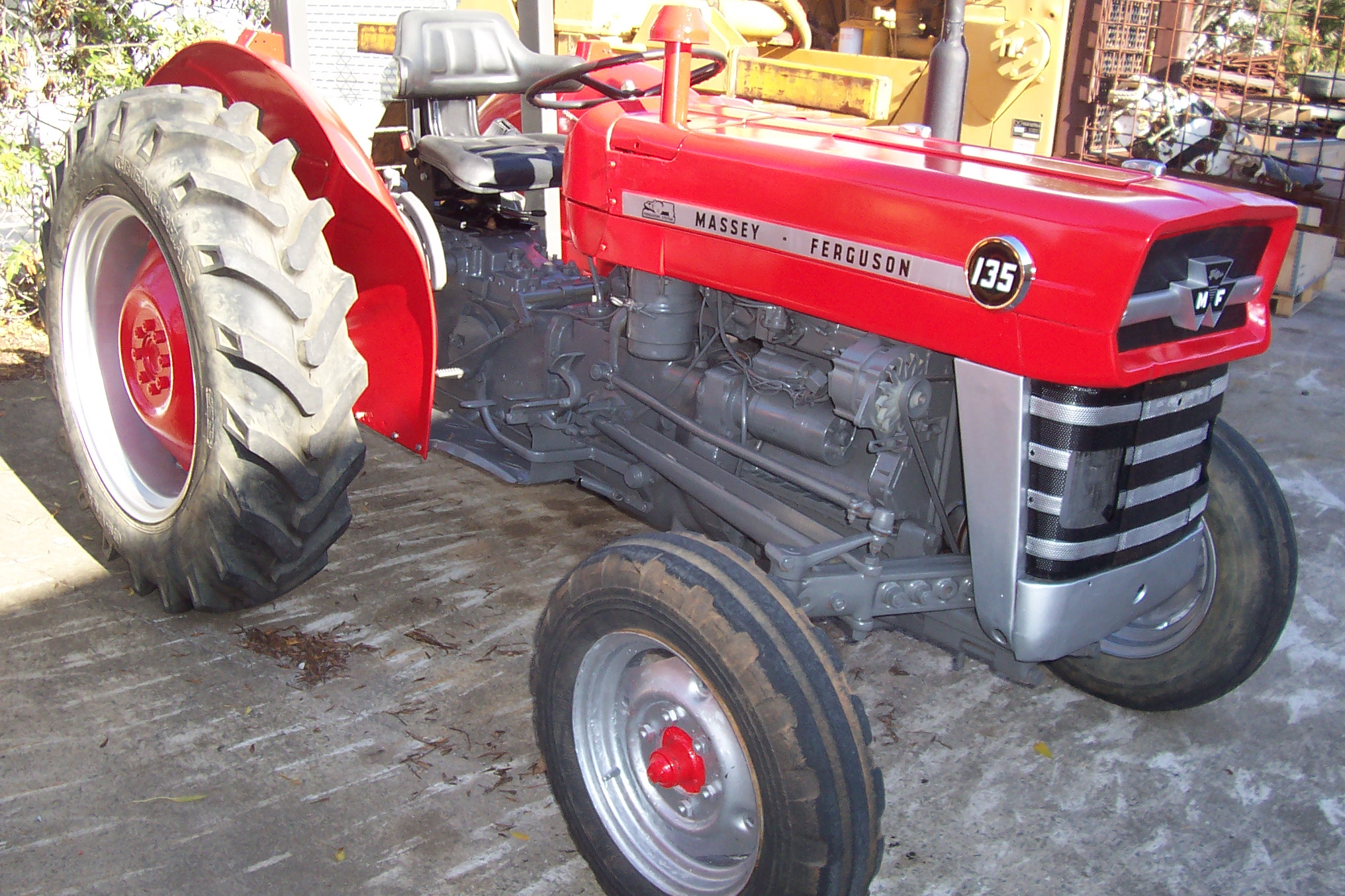 Massey Ferguson 135