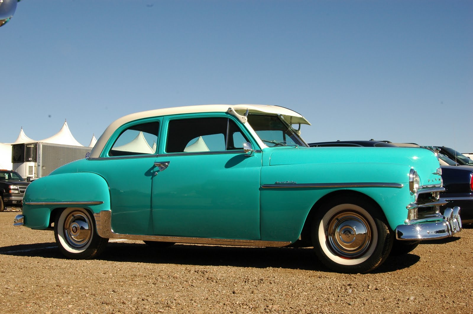 Plymouth De Luxe coupe