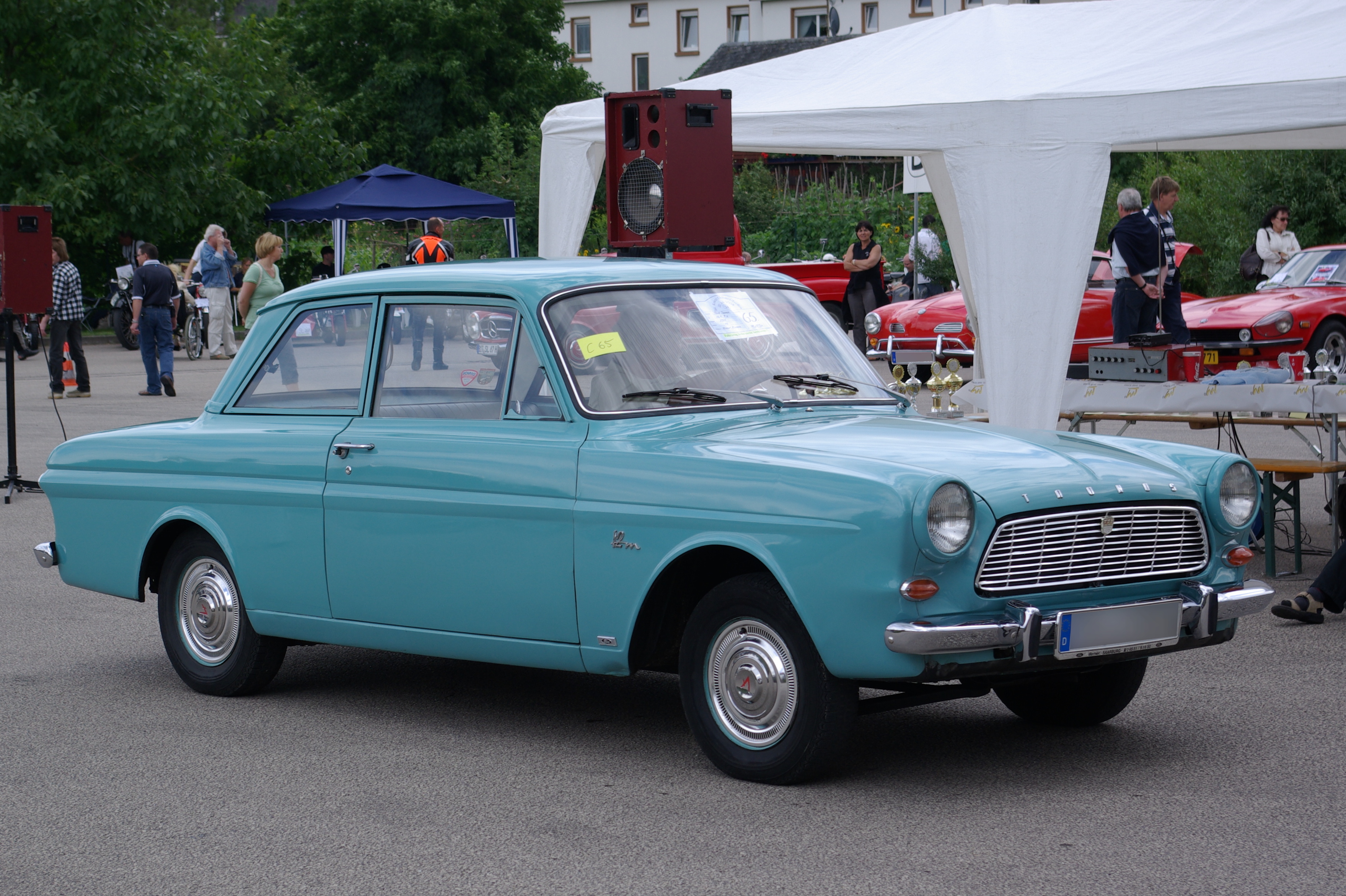 Ford TAUNUS 12 M