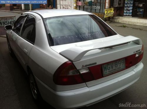 Mitsubishi Lancer 15 GLX Wagon