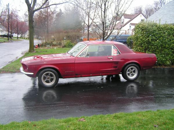 Ford Mustang hardtop coupe