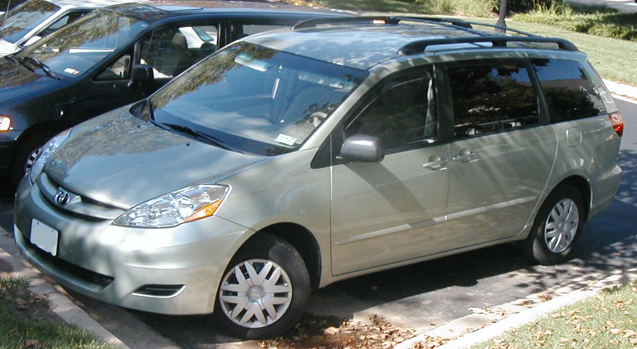 Toyota Sienna CE