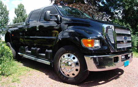 Ford F-650 XLT Super Duty